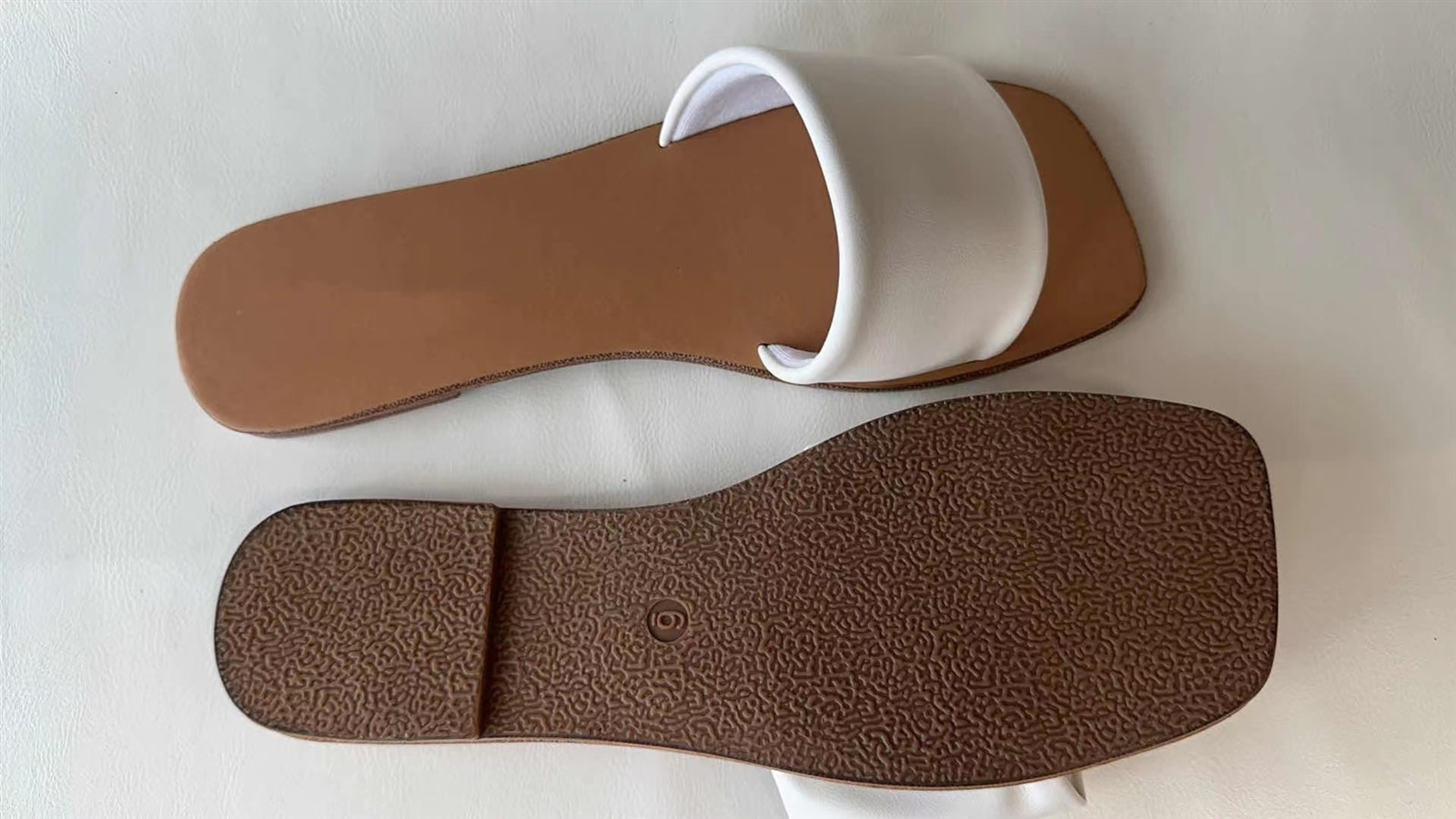 product-1919-1079